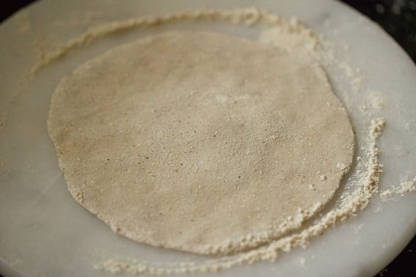 Rolling the Jowar Roti