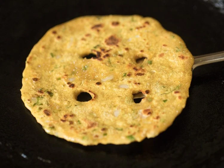 Thalipeeth Recipe